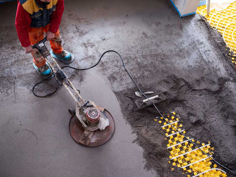Машинная полусухая стяжка пола