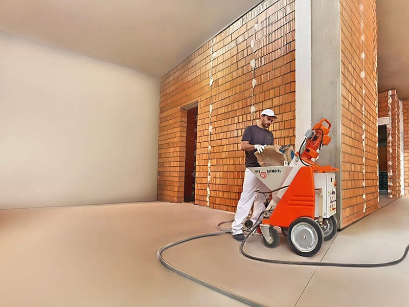 Машинная штукатурка стен